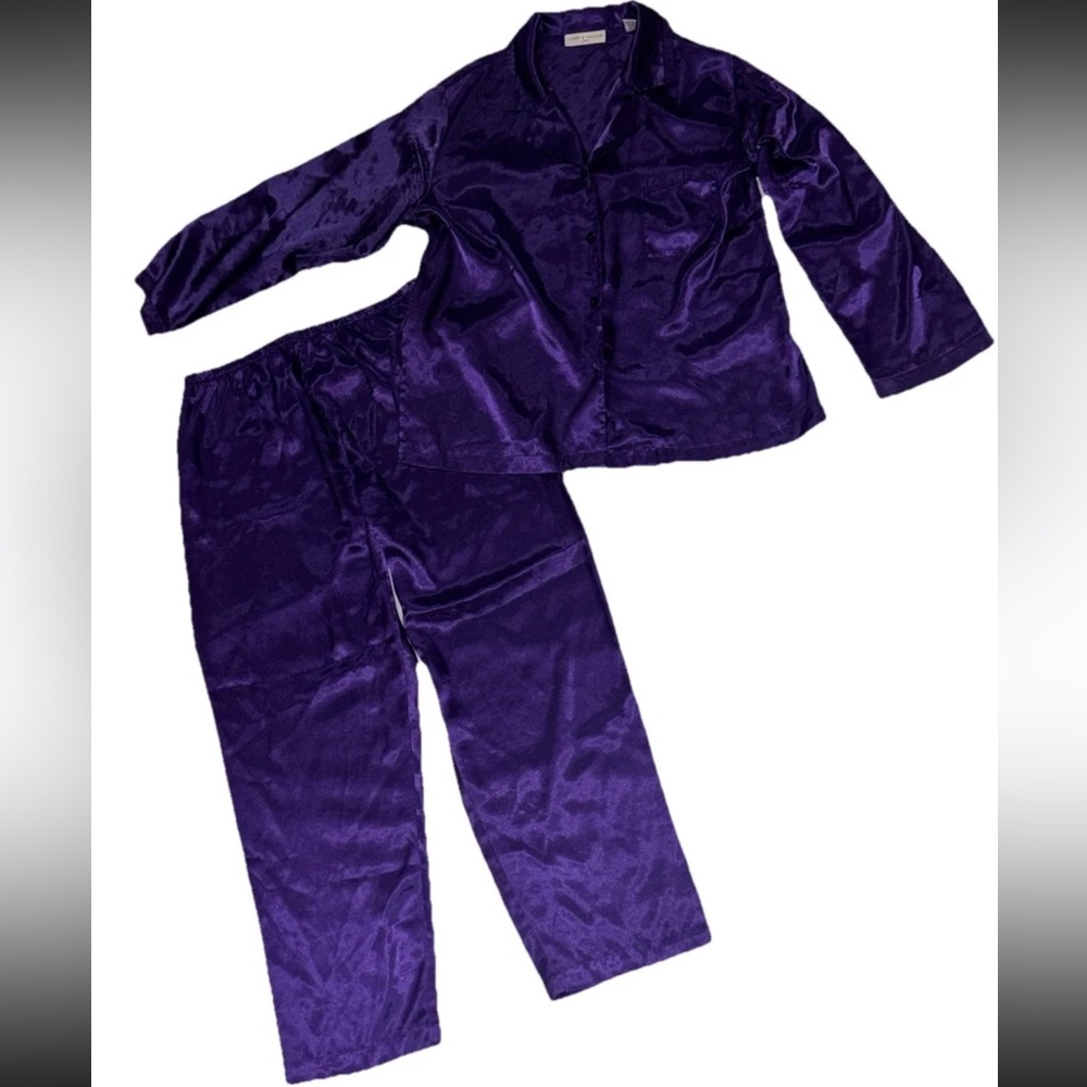 Lord & Taylor Vintage Pajama Set Purple SZ.PL Silky Satin Feel 2PC Set